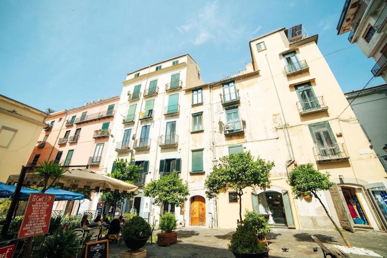 Domus Gisulfo Apartment Salerno Exterior photo
