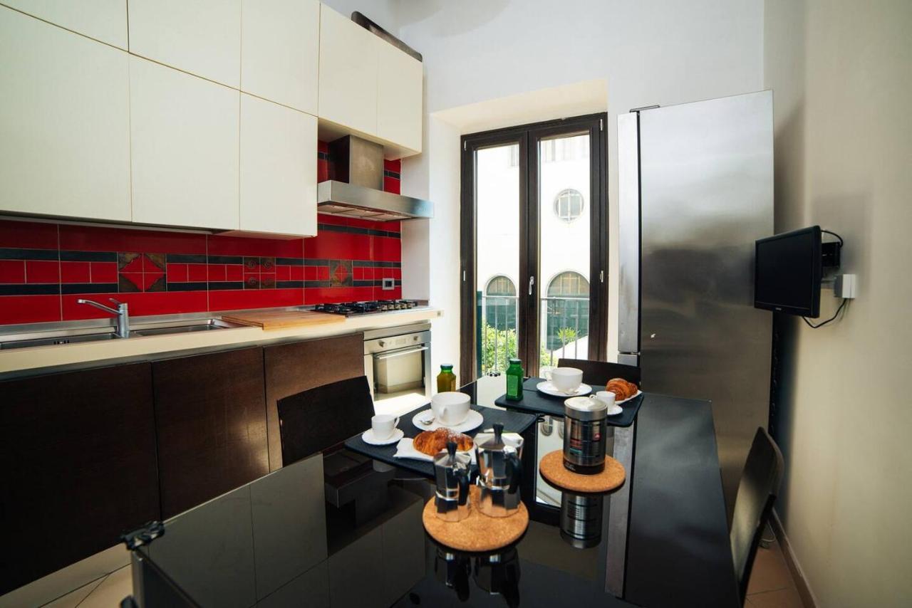 Domus Gisulfo Apartment Salerno Exterior photo